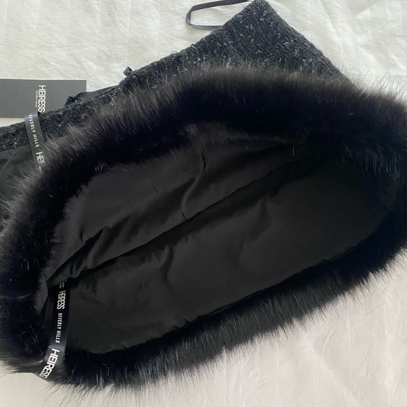Heiress Beverly Hills Tweed Faux Fur Mini Skirt Black – Size M NWT - Picture 4 of 8